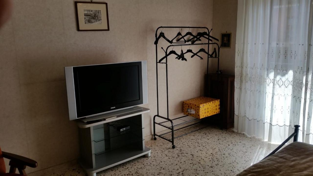 Tora House Hotel Catánia Buitenkant foto